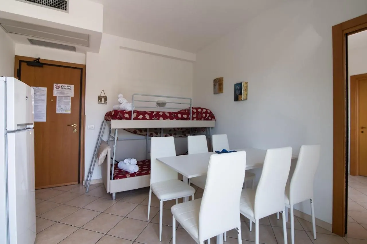 Residence Saturnia Riccione 3*,  Italia
